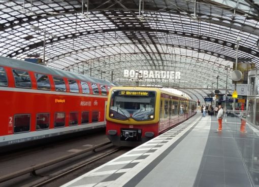 DB-Regio und S-Bahn im Berliner Hauptbahnhof