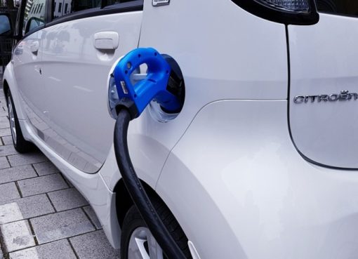 eMobility: Kilowatt-Tarif statt „Session Fee“