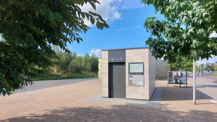 Öffentliche Toilette am Tourismus-Zentrum Kienberg - Foto: © Marzahn-Hellersdorf Zeitung
